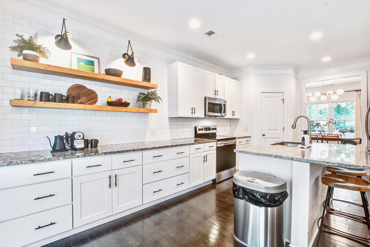 914 Dill Avenue Photo 10