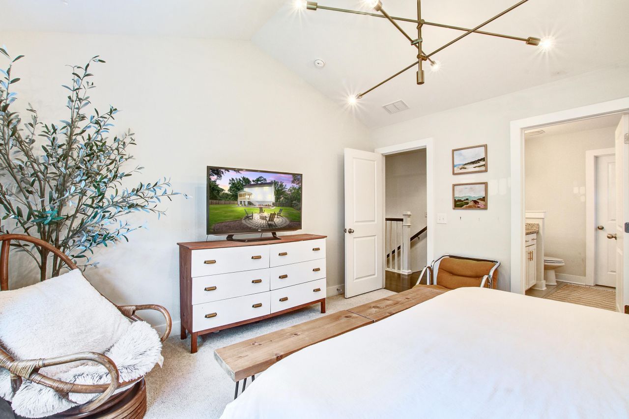 914 Dill Avenue Photo 19