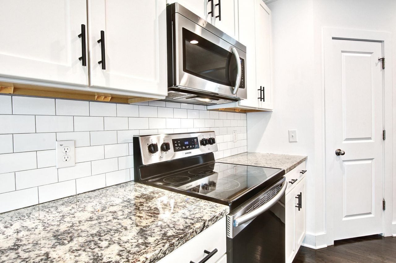 914 Dill Avenue Photo 9