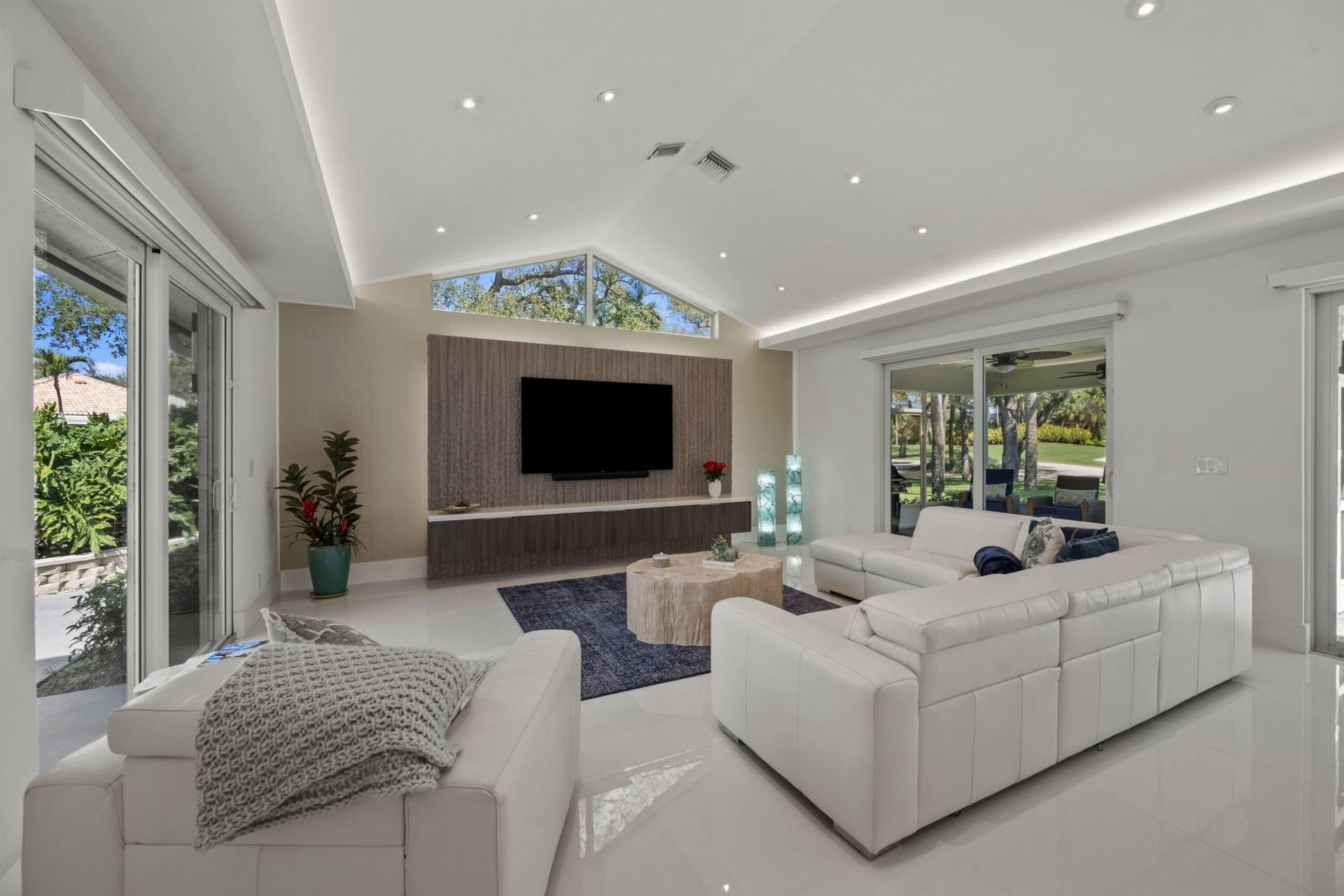 4655 Cherry Laurel Lane, Delray Beach, FL 33445 Photo