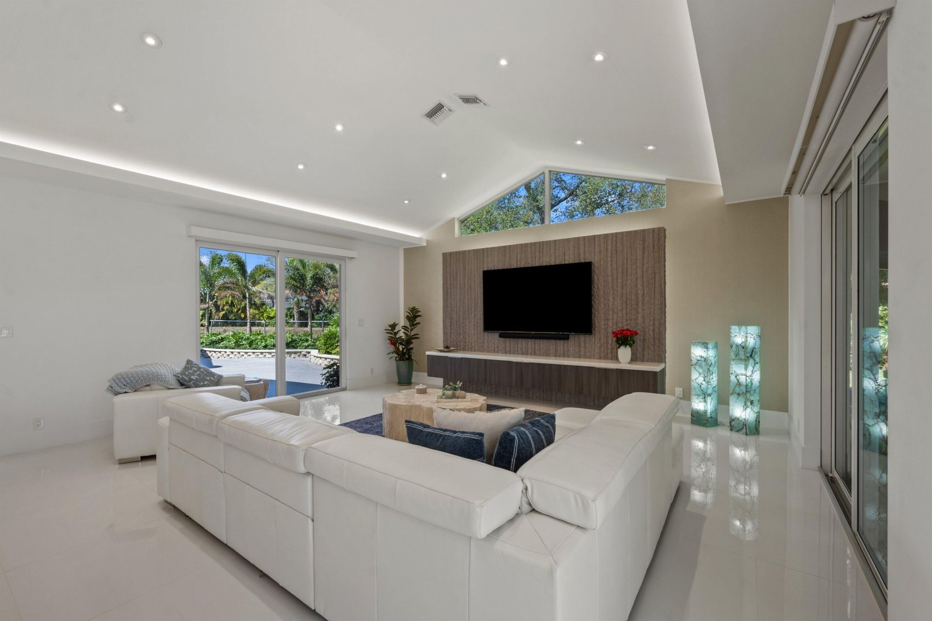 4655 Cherry Laurel Lane, Delray Beach, FL 33445 Photo