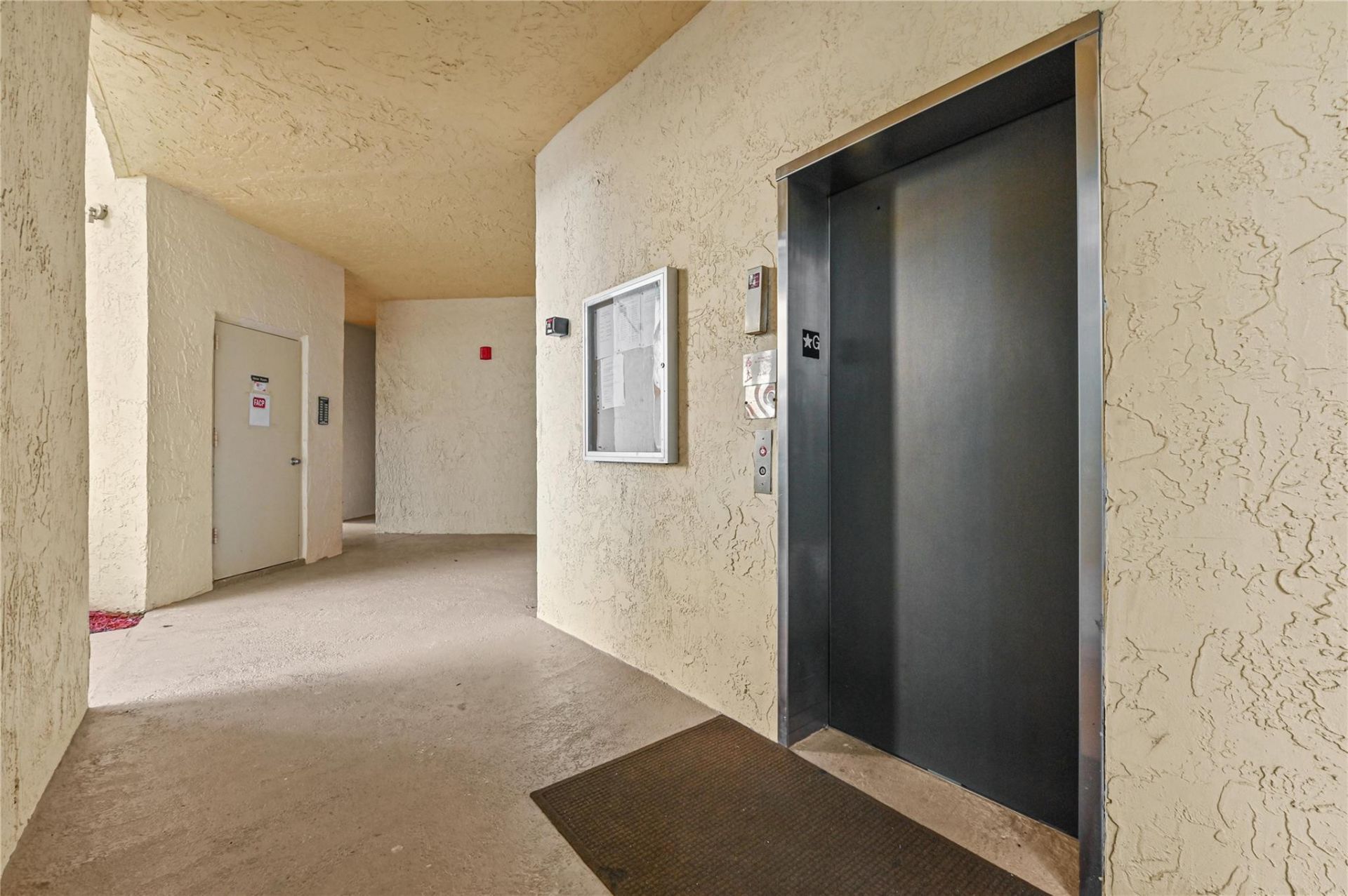 7520 La Paz Boulevard, Unit 306, Boca Raton, FL 33433 Photo