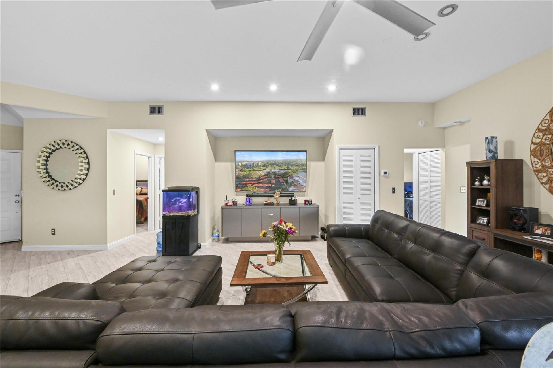 7520 La Paz Boulevard, Unit 306, Boca Raton, FL 33433 Photo