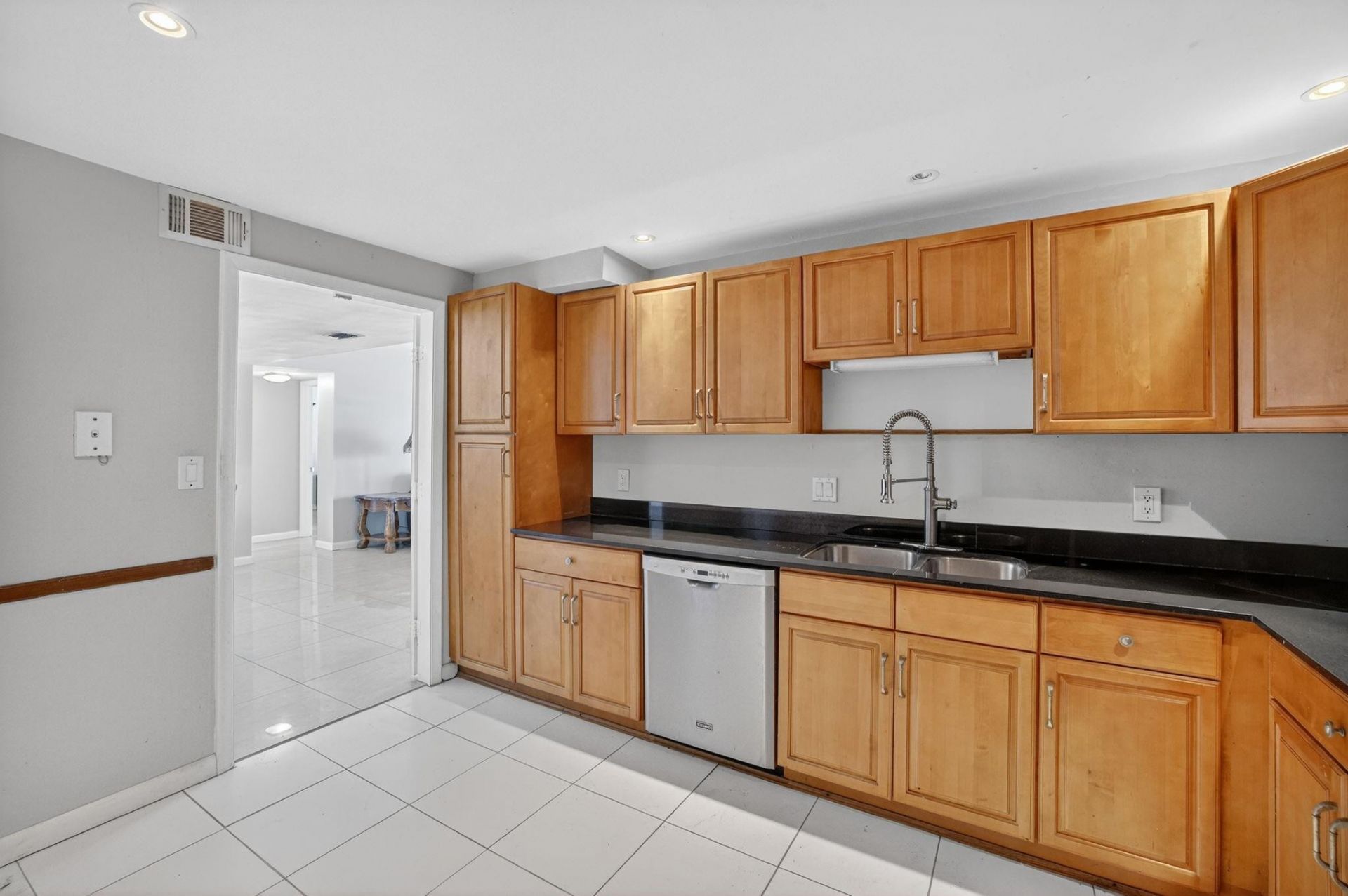 3900 Galt Ocean Drive, Unit 1515, Fort Lauderdale, FL 33308 Photo