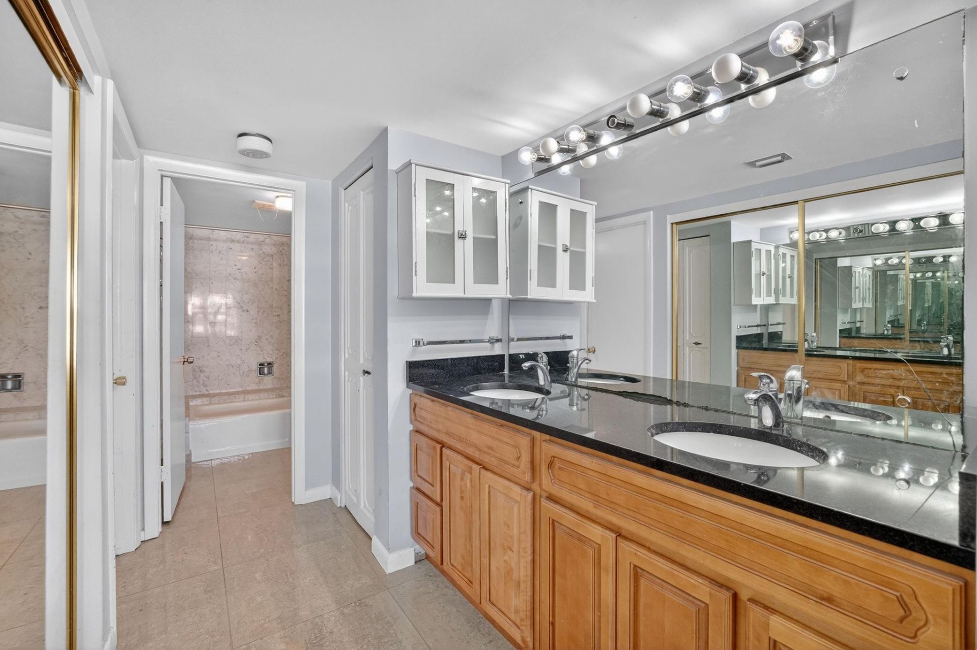 3900 Galt Ocean Drive, Unit 1515, Fort Lauderdale, FL 33308 Photo