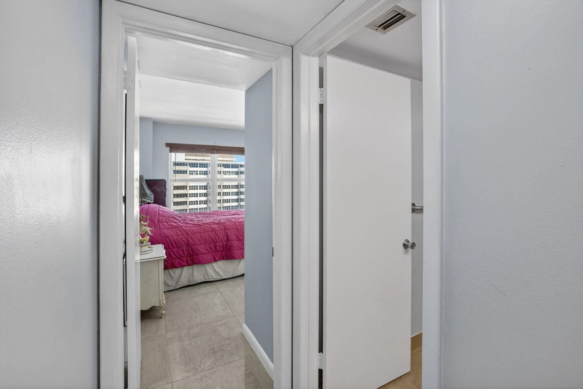 3900 Galt Ocean Drive, Unit 1515, Fort Lauderdale, FL 33308 Photo