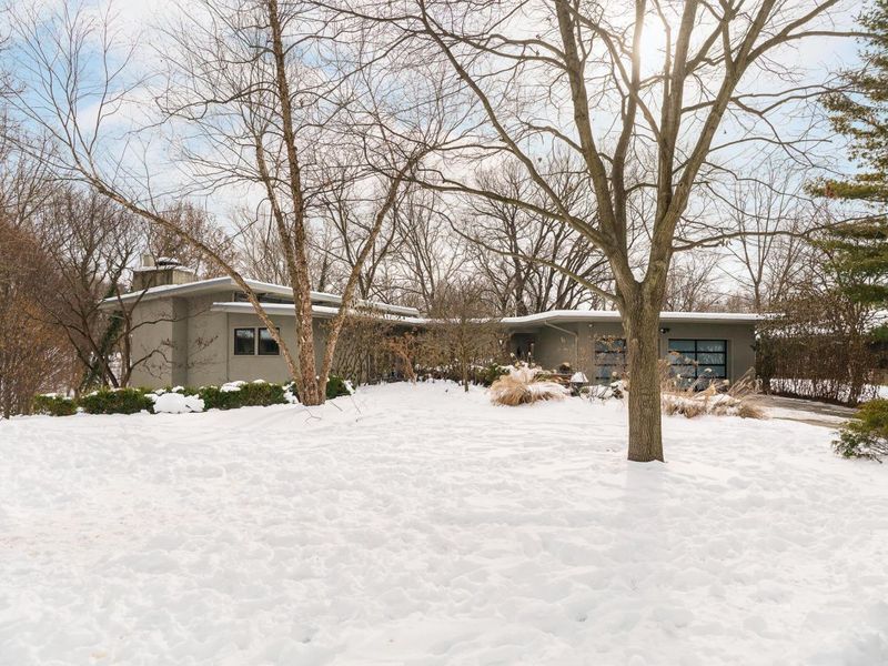 2837 Canterbury Lane, Columbus, OH 43221 Photo 2