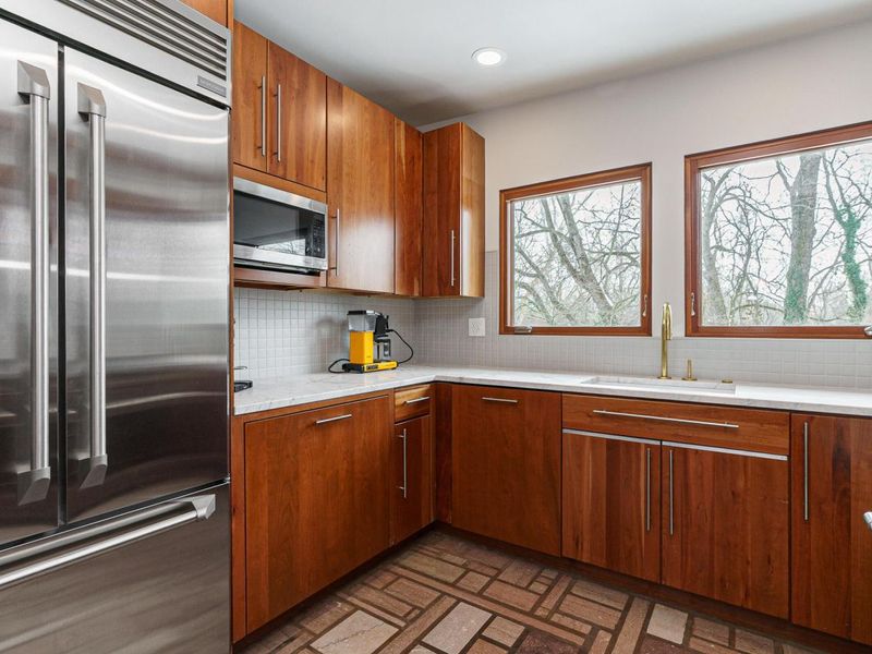 2837 Canterbury Lane, Columbus, OH 43221 Photo 24