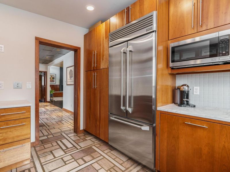 2837 Canterbury Lane, Columbus, OH 43221 Photo 26