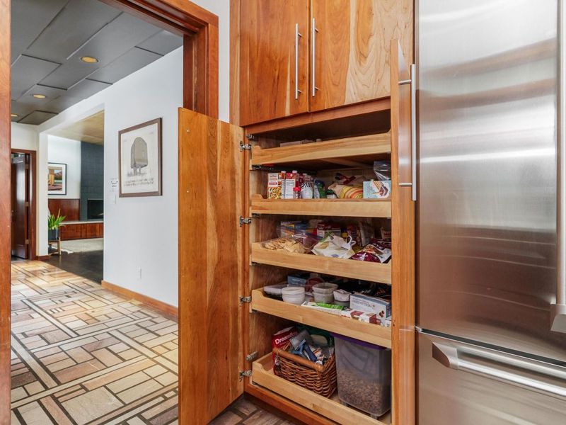 2837 Canterbury Lane, Columbus, OH 43221 Photo 27