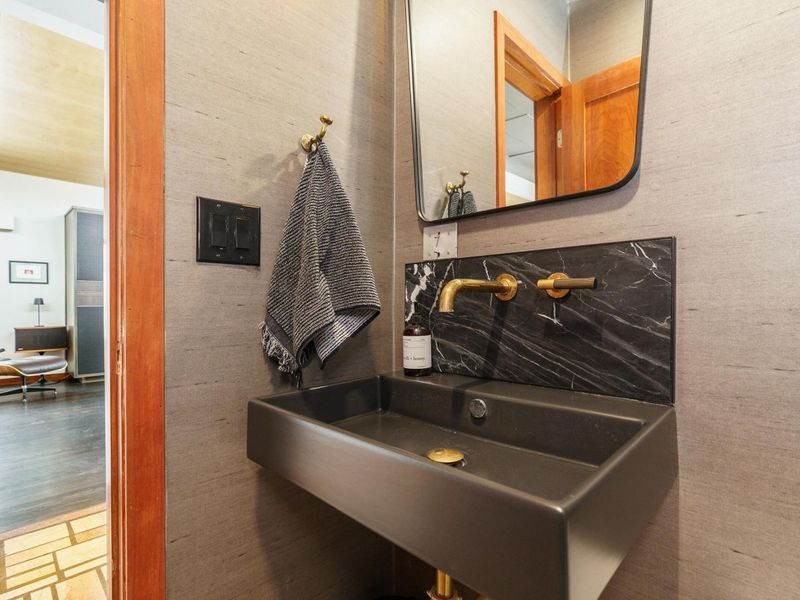 2837 Canterbury Lane, Columbus, OH 43221 Photo 28