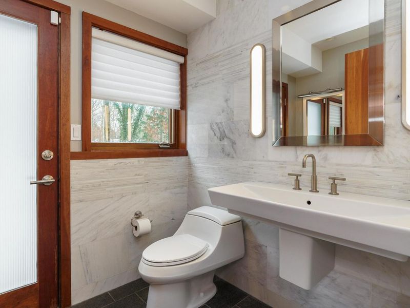 2837 Canterbury Lane, Columbus, OH 43221 Photo 33