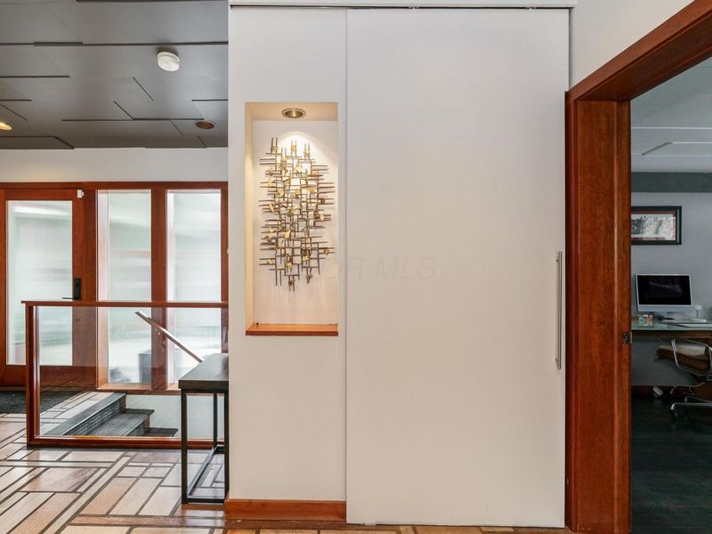 2837 Canterbury Lane, Columbus, OH 43221 Photo 4