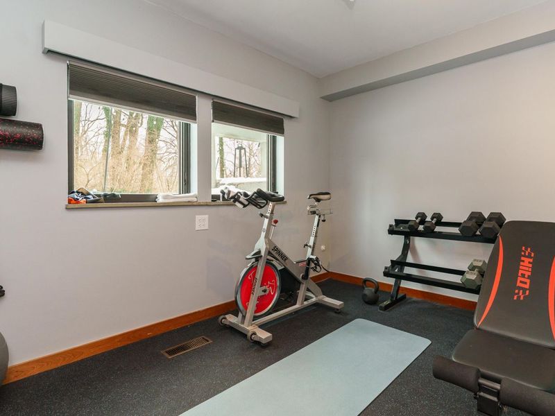 2837 Canterbury Lane, Columbus, OH 43221 Photo 44