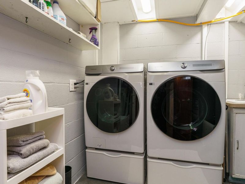 2837 Canterbury Lane, Columbus, OH 43221 Photo 48