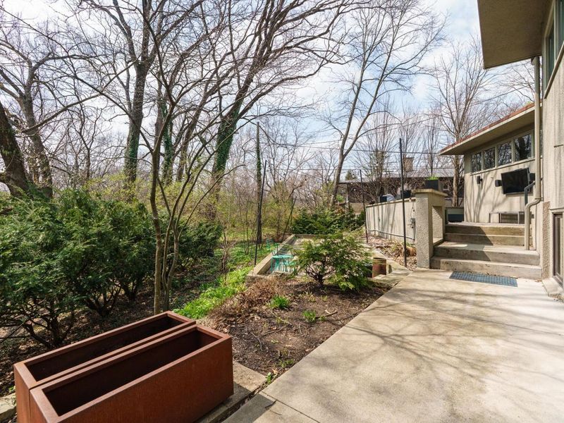 2837 Canterbury Lane, Columbus, OH 43221 Photo 58