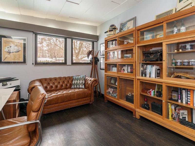 2837 Canterbury Lane, Columbus, OH 43221 Photo 6