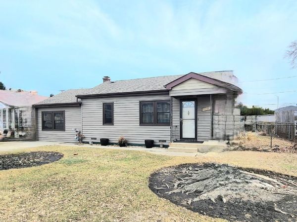 7807 Parkside Avenue, Burbank, IL 60459