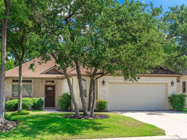 806 Heritage Oaks BND, Georgetown, TX 78633