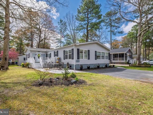 33606 LAKESHORE CIRCLE, MILLSBORO, DE 19966