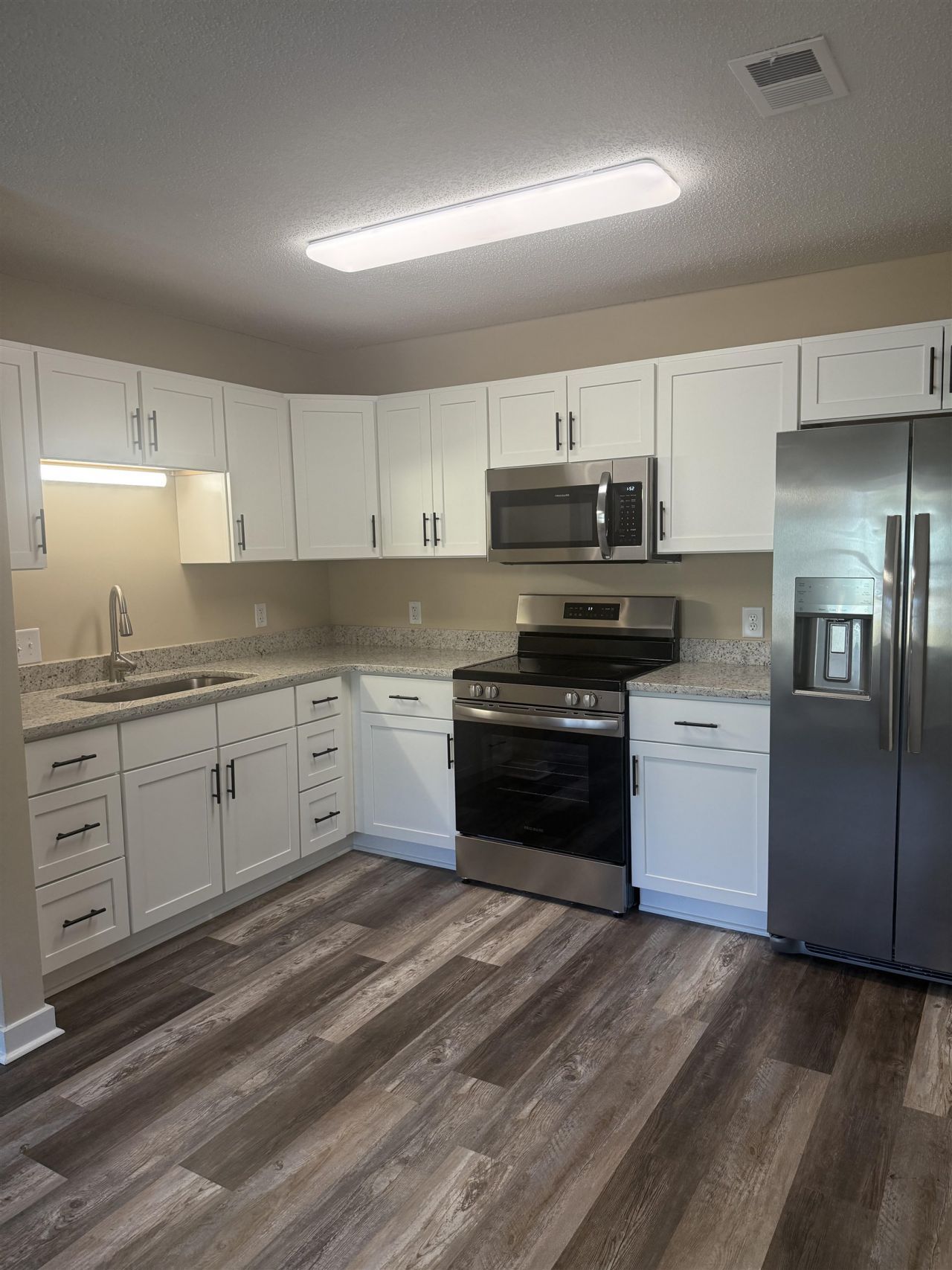 1001 Spivey Ave.  Photo 4