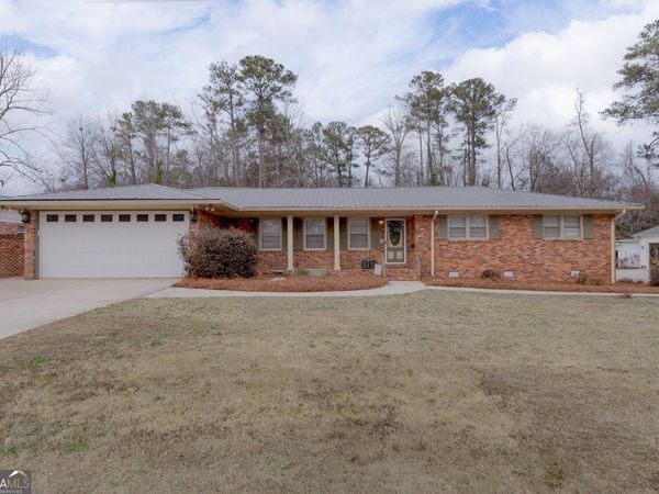 210 Granada Terrace, Warner Robins, GA 31088