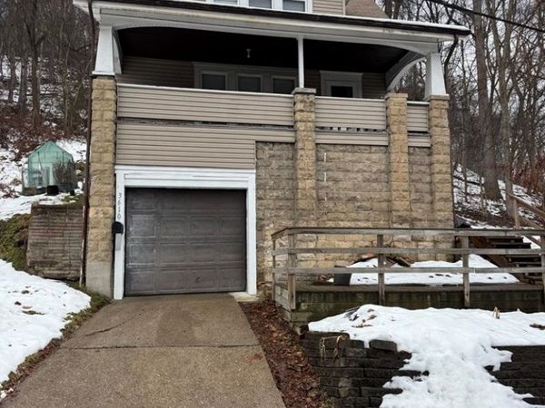 3610 Wood Street, Weirton, WV 26062