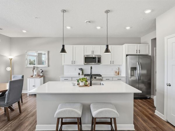 1927 Prospect Lane, Carver, MN 55315