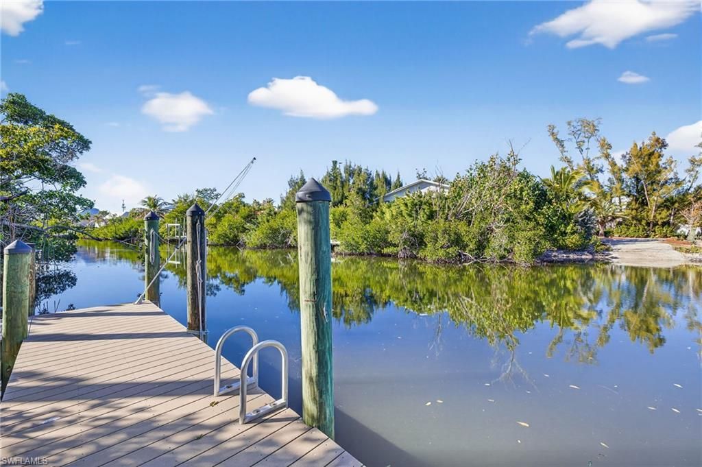 5243 Indian Ct, Sanibel, FL 33957 Photo
