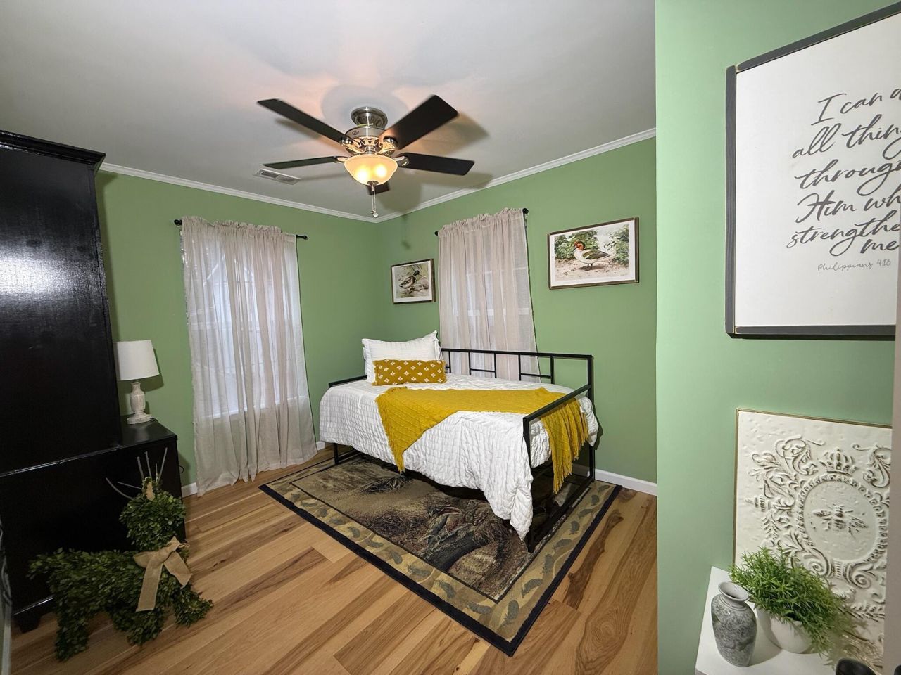 8995 Greenwood Photo 54