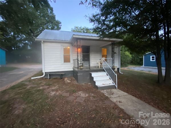1005 Rickert Street, Statesville, NC 28677