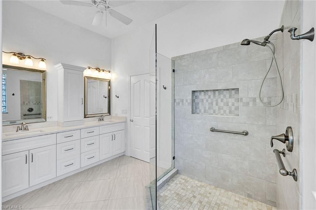 24792 Hollybrier Ln, Bonita Springs, FL 34134 Photo