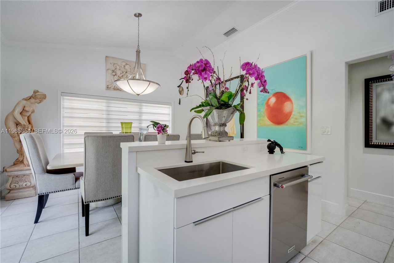 11465 SW 60th St, Miami, FL 33173 Photo