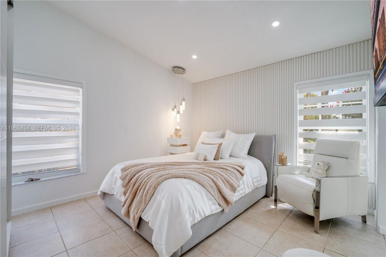 11465 SW 60th St, Miami, FL 33173 Photo