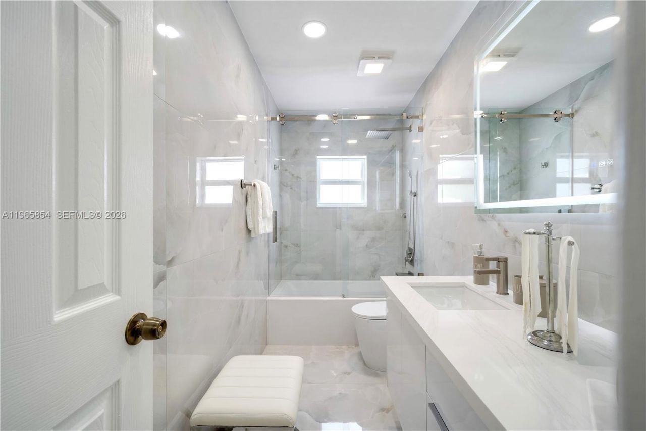 11465 SW 60th St, Miami, FL 33173 Photo