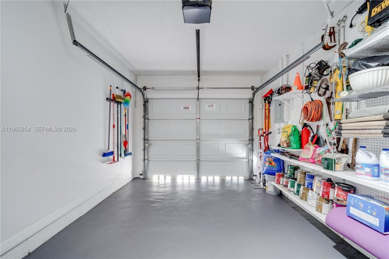 11465 SW 60th St, Miami, FL 33173 Photo