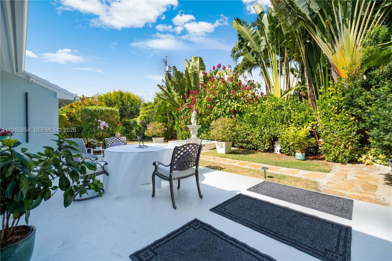 11465 SW 60th St, Miami, FL 33173 Photo