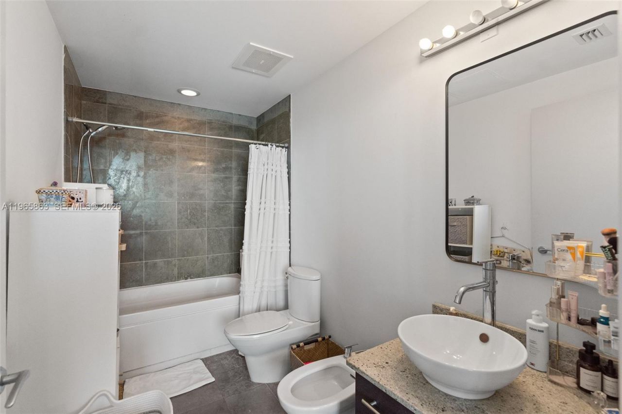 3029 NE 188th St, Unit 1019, Aventura, FL 33180 Photo