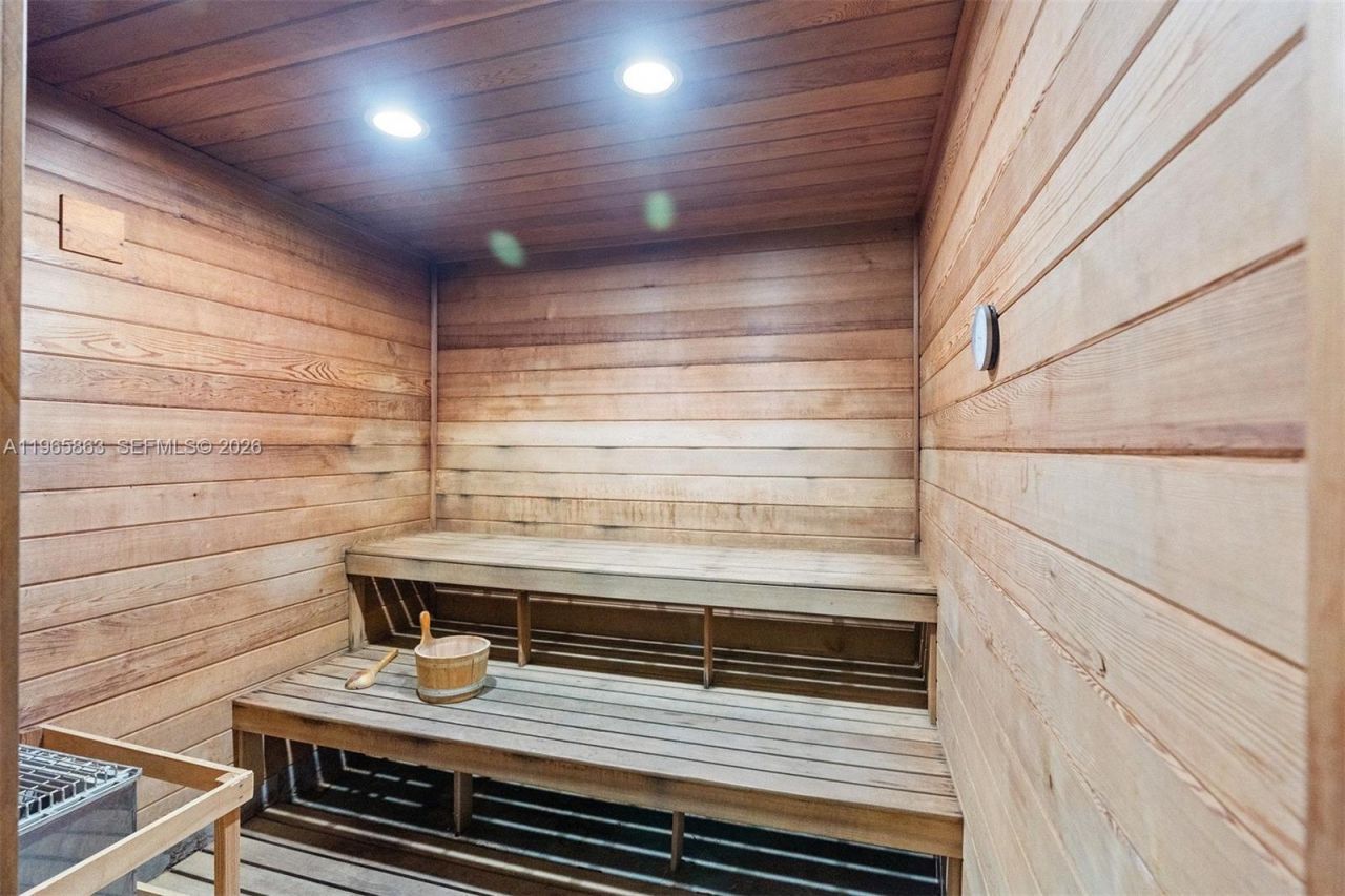 3029 NE 188th St, Unit 1019, Aventura, FL 33180 Photo