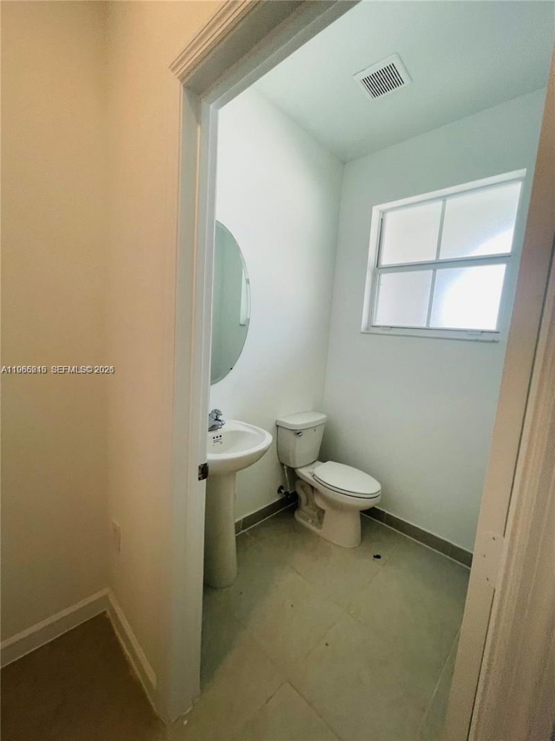 1695 SE 27th Rd , Unit 1695, Homestead, FL 33035 Photo