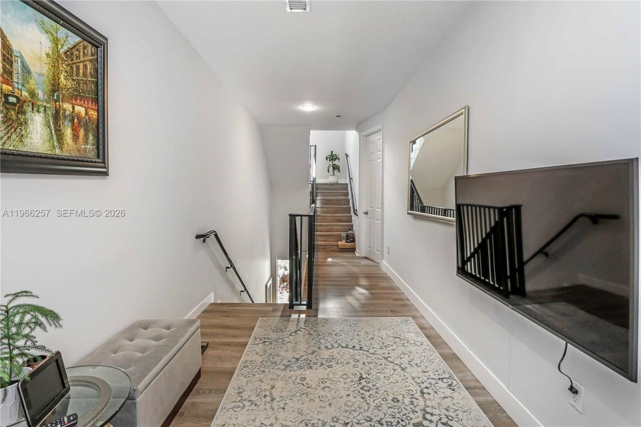 1619 Harrison St, Hollywood, FL 33020 Photo