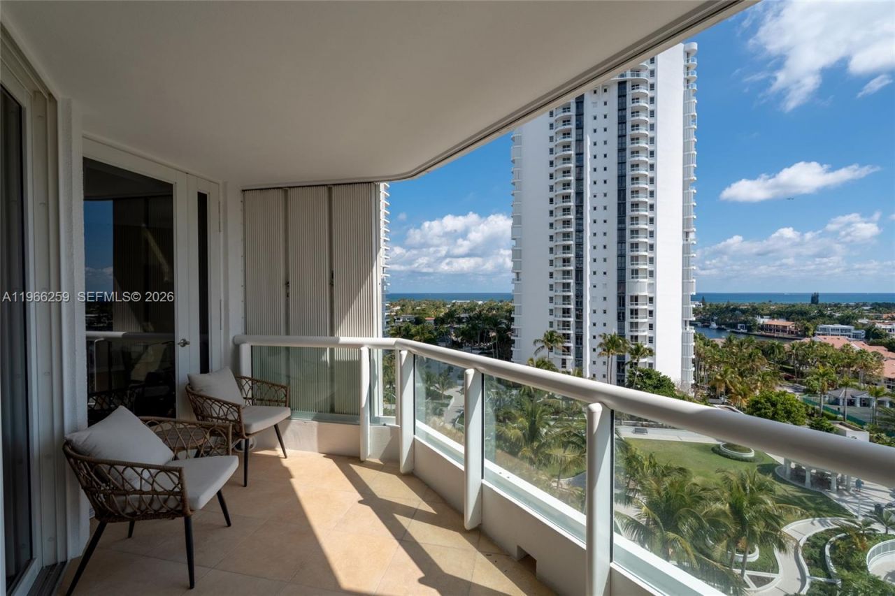 21055 Yacht Club Dr , Unit 1210, Aventura, FL 33180 Photo