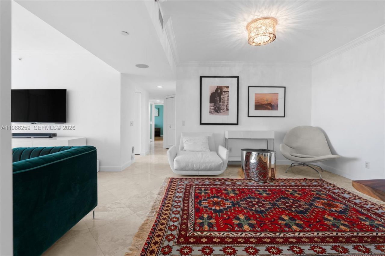 21055 Yacht Club Dr , Unit 1210, Aventura, FL 33180 Photo