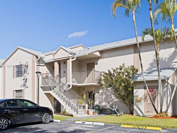 889 Hamilton Dr, Unit 889H, Homestead, FL 33034