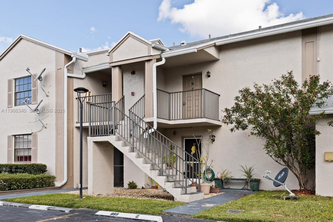 889 Hamilton Dr, Unit 889H, Homestead, FL 33034 Photo