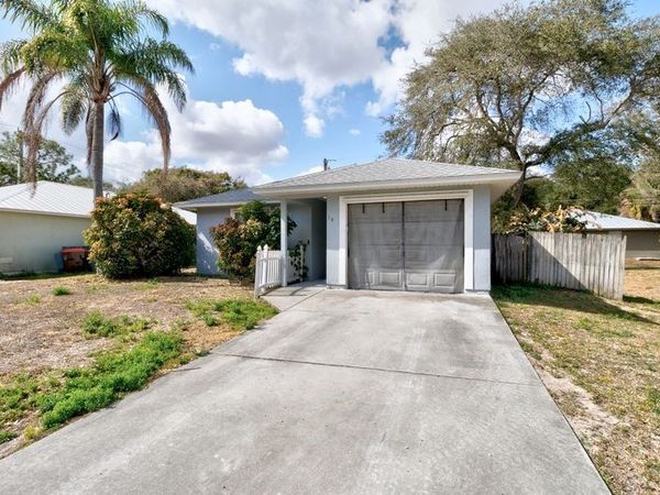 19 43rd Court, Vero Beach, FL 32968