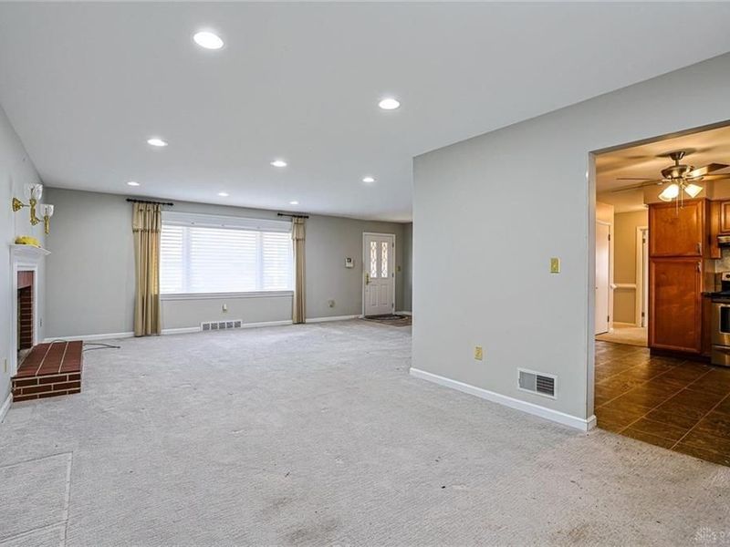 503 Gladys Drive, Middletown, OH 45044 Photo 10