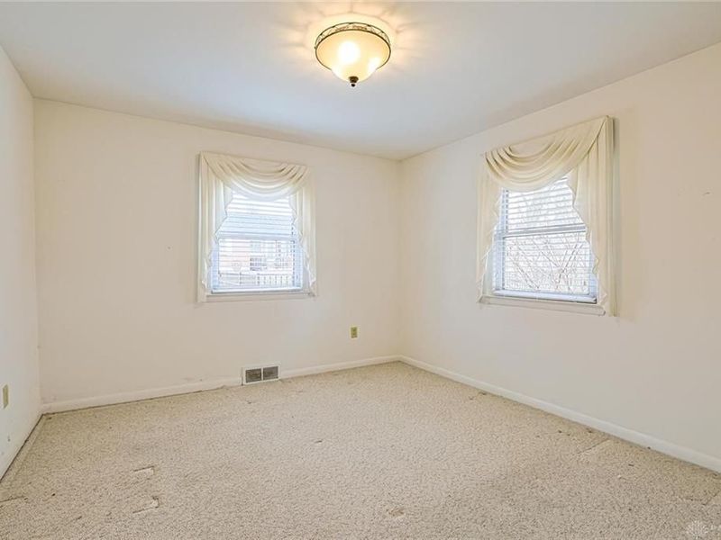 503 Gladys Drive, Middletown, OH 45044 Photo 22