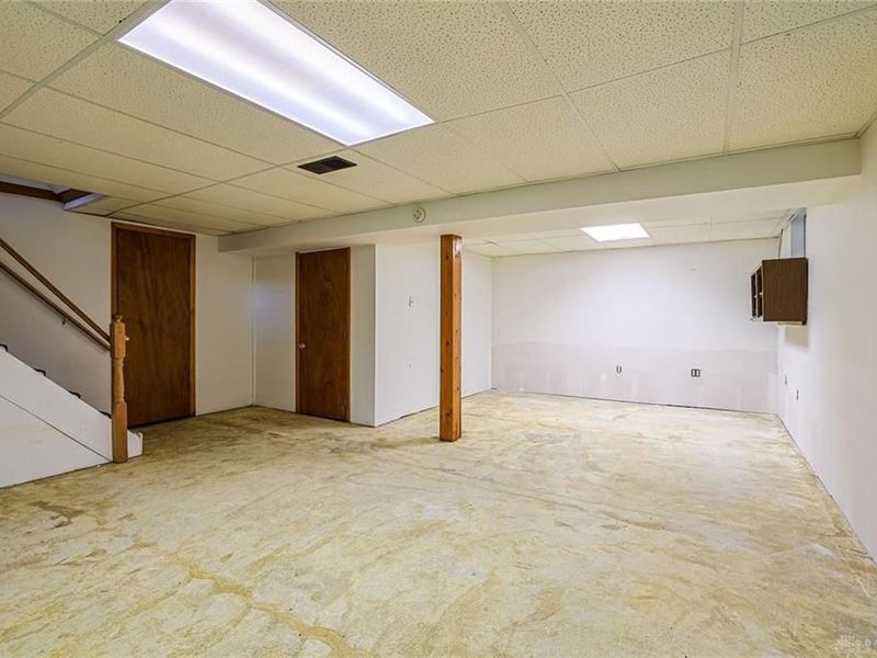 503 Gladys Drive, Middletown, OH 45044 Photo 24