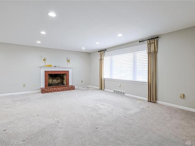 503 Gladys Drive, Middletown, OH 45044 Photo 5